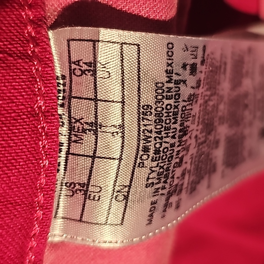 Woman's, Guess Jeans,  size 34 , color red - Picture 6 of 9